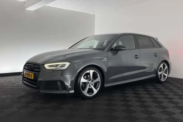 Audi A3 (2018) thumbnail 4