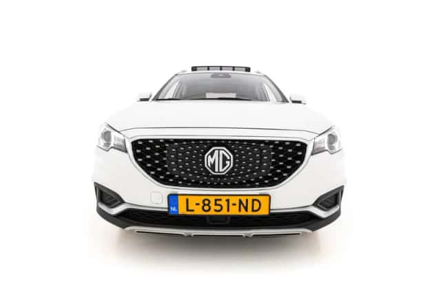 MG Zs ev (2021) thumbnail 3