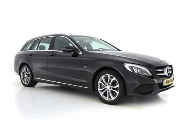 Mercedes-Benz C-Klasse (2016) thumbnail 1