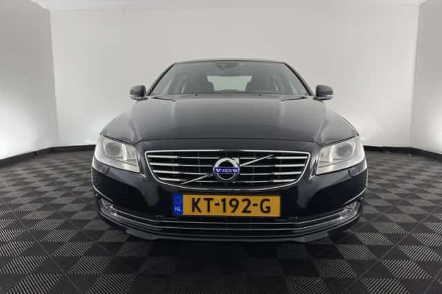 Volvo S80 (2015) thumbnail 3