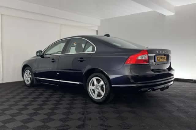 Volvo S80 (2015) thumbnail 5
