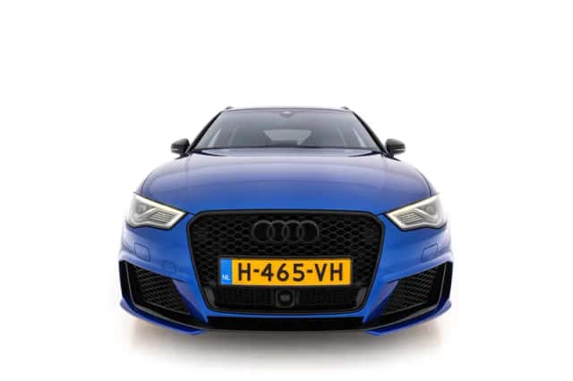 Audi RS 3 Sportback (2016) thumbnail 3