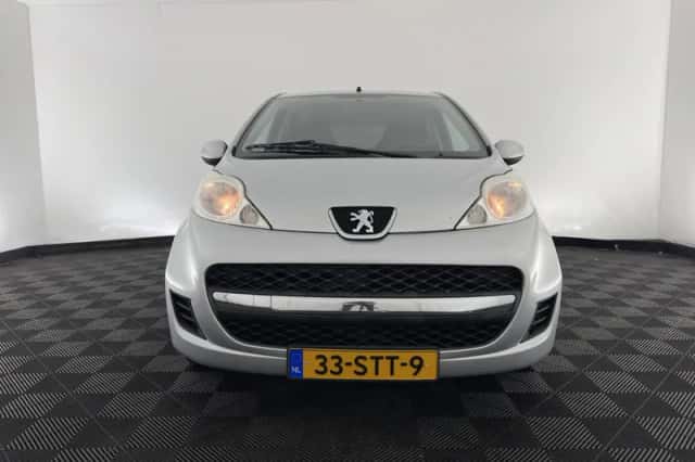 Peugeot 107 (2011) thumbnail 3