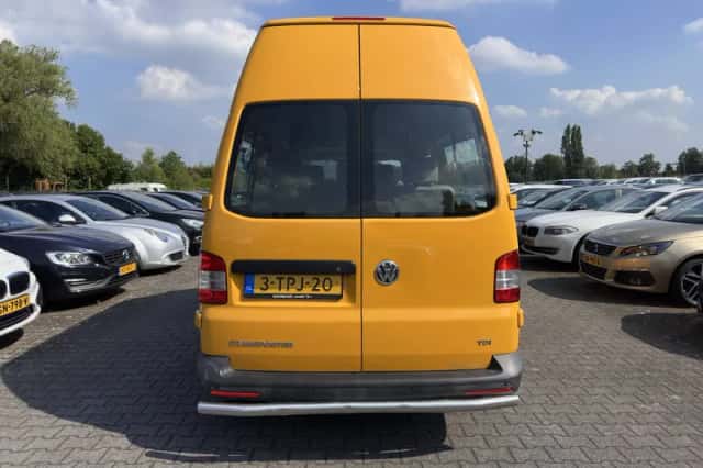 Volkswagen Transporter (2014) thumbnail 6