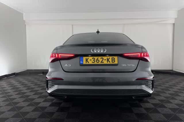 Audi A3 (2021) thumbnail 6
