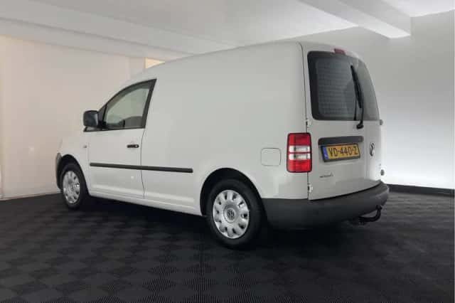 Volkswagen Caddy (2013) thumbnail 5