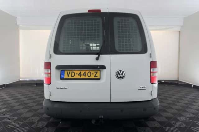 Volkswagen Caddy (2013) thumbnail 6