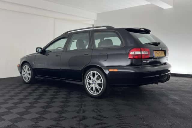 Volvo V40 (2003) thumbnail 5