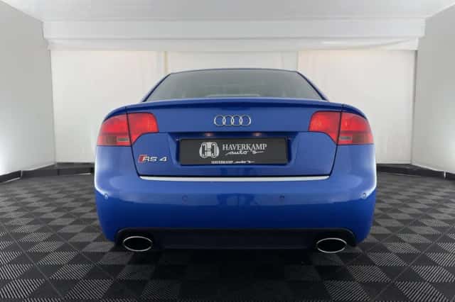 Audi RS 4 (2006) thumbnail 5