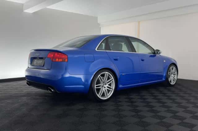 Audi RS 4 (2006) thumbnail 6