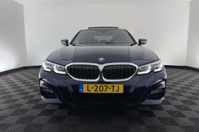BMW 3-Serie (2021) thumbnail 3
