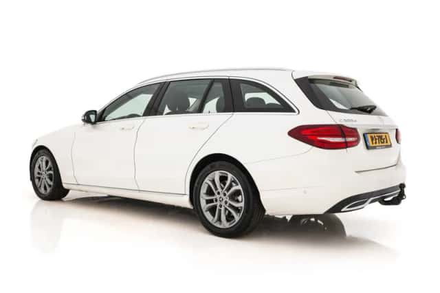 Mercedes-Benz C-Klasse (2017) thumbnail 5