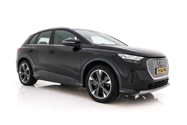 Audi Q4 e-tron (2022) thumbnail 1