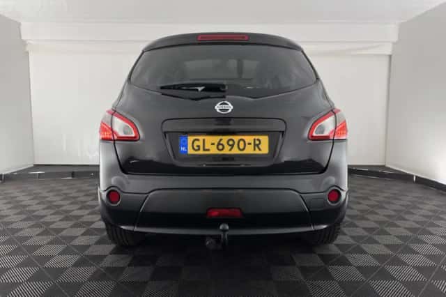Nissan Qashqai (2011) thumbnail 6