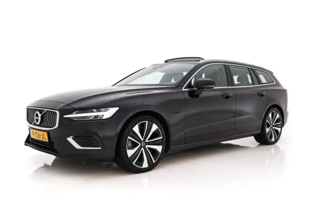 Volvo V60 (2021) thumbnail 4
