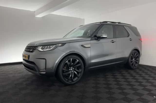 Land Rover Discovery (2019) thumbnail 4