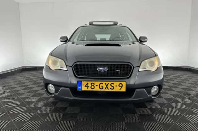 Subaru Legacy (2008) thumbnail 2
