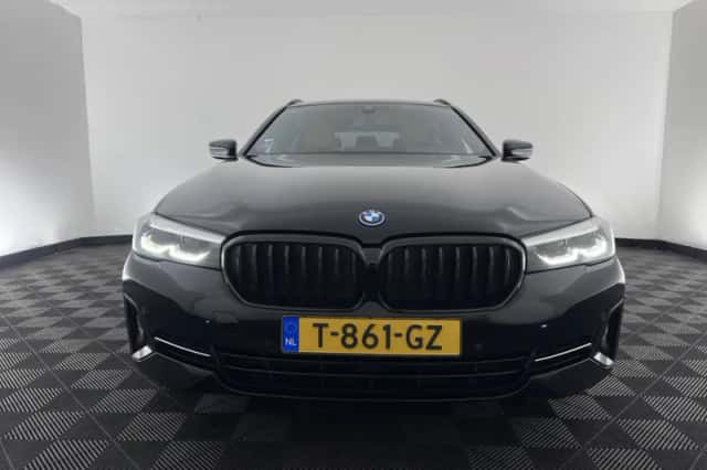 BMW 5-Serie (2023) thumbnail 3