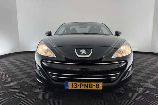 Peugeot RCZ (2011) thumbnail 3