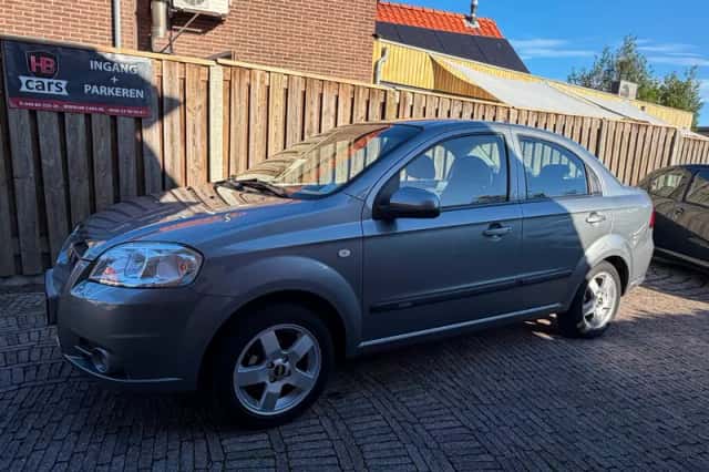 Chevrolet Aveo (2008) thumbnail 2