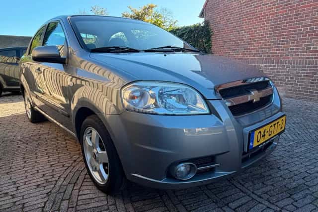 Chevrolet Aveo (2008) thumbnail 5