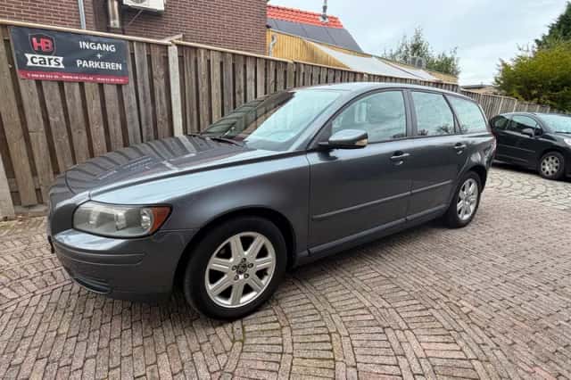 Volvo V50 (2005) thumbnail 2