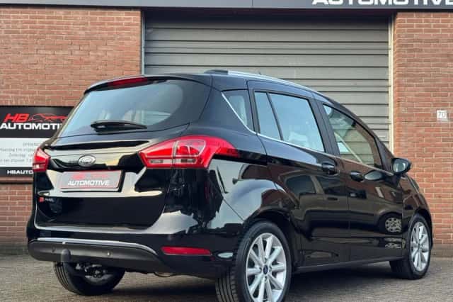 Ford B-Max (2016) thumbnail 3