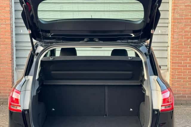 Ford B-Max (2016) thumbnail 5
