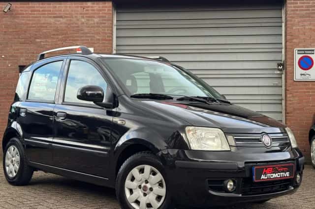 Fiat Panda (2011) thumbnail 1