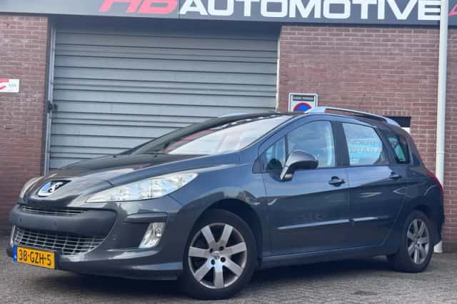 Peugeot 308 (2008) thumbnail 2