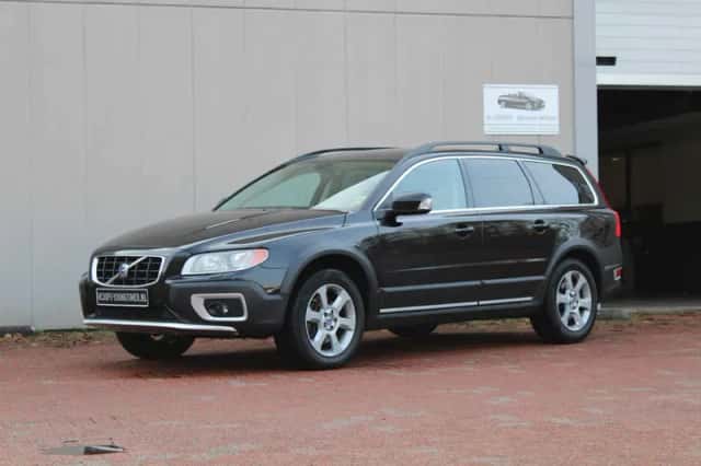 Volvo XC70 (2008) thumbnail 2