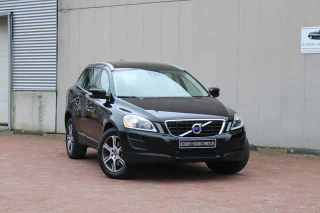 Volvo XC60 (2011) thumbnail 5
