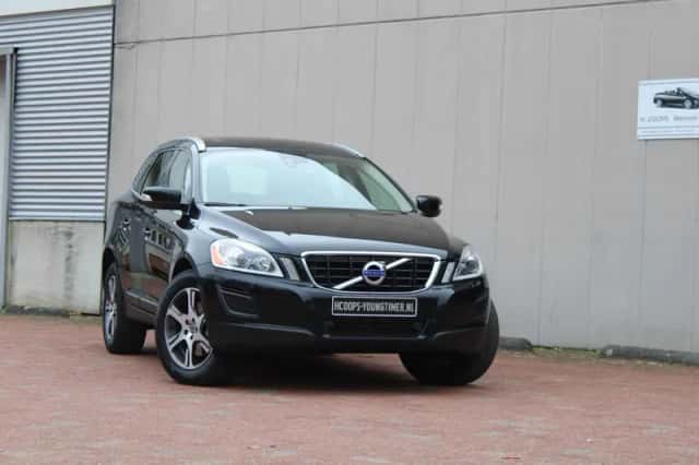 Volvo XC60 (2011) thumbnail 6