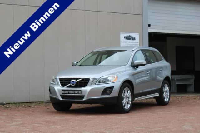 Volvo XC60 (2009) thumbnail 1
