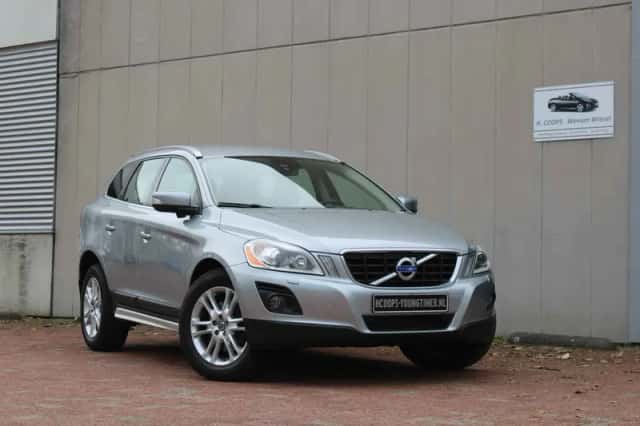 Volvo XC60 (2009) thumbnail 6