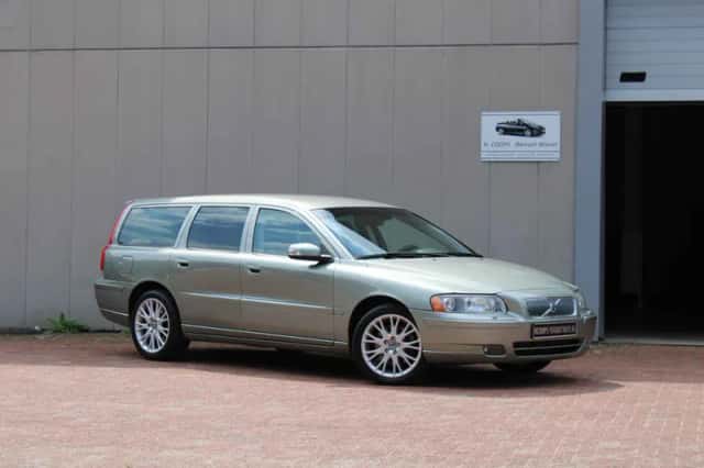 Volvo V70 (2006) thumbnail 6