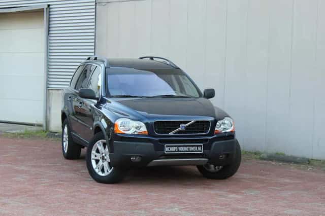 Volvo XC90 (2003) thumbnail 4