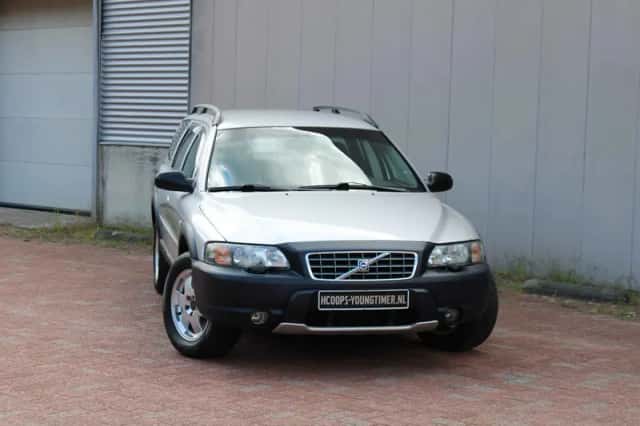 Volvo XC70 (2001) thumbnail 6