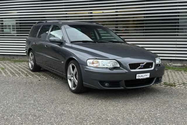 Volvo V70 (2006) thumbnail 3