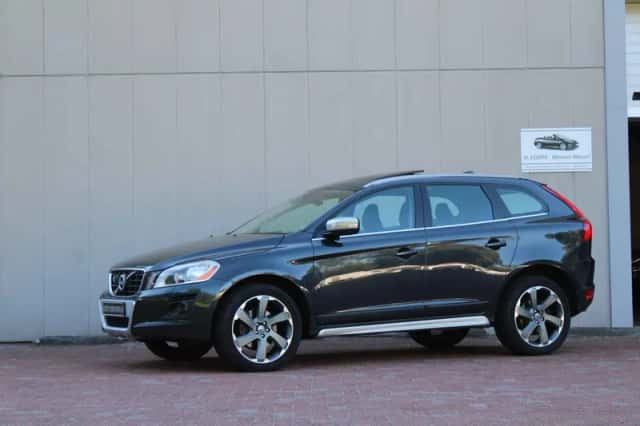 Volvo XC60 (2009) thumbnail 3