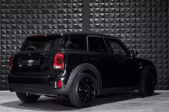 MINI Countryman (2019) thumbnail 5