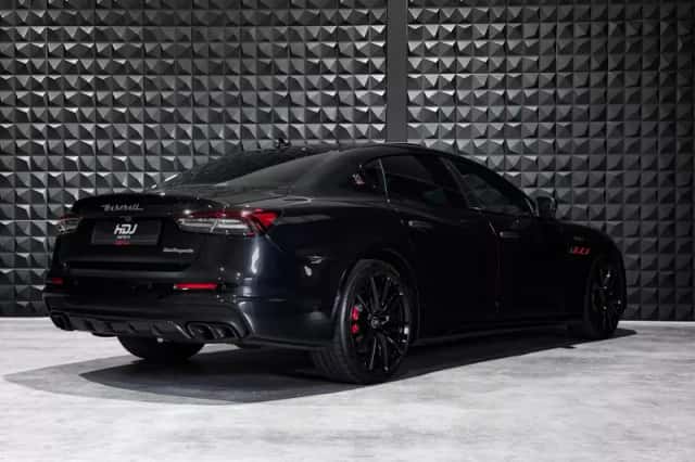 Maserati Quattroporte (2021) thumbnail 4