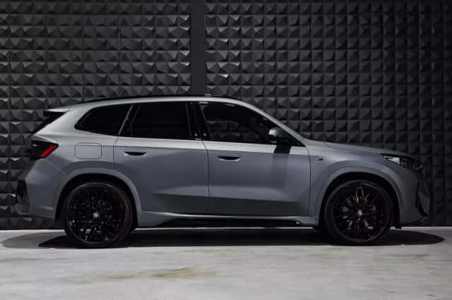 BMW X1 (2023) thumbnail 2
