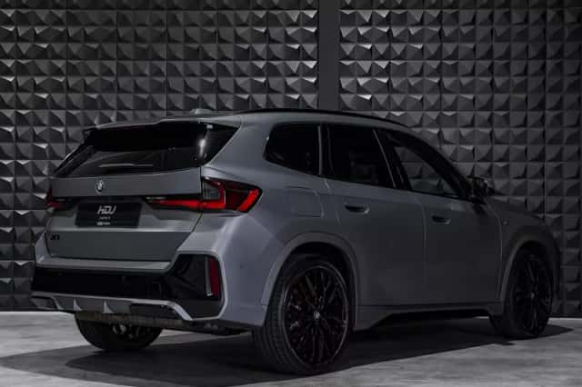 BMW X1 (2023) thumbnail 4
