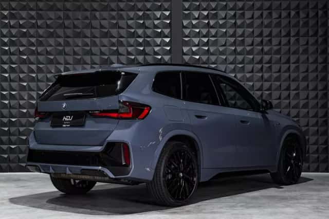 BMW X1 (2024) thumbnail 4