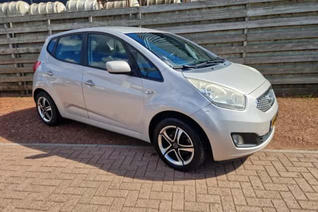 Kia Venga (2010) thumbnail 1