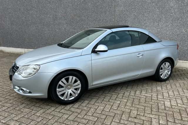 Volkswagen Eos (2009) thumbnail 4