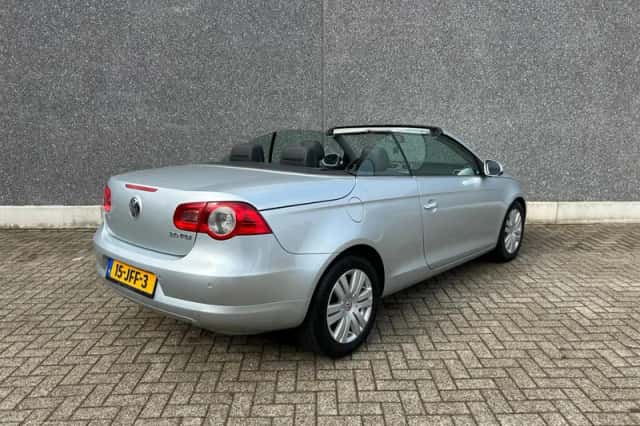 Volkswagen Eos (2009) thumbnail 5