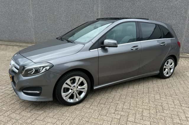Mercedes-Benz B-Klasse (2017) thumbnail 2