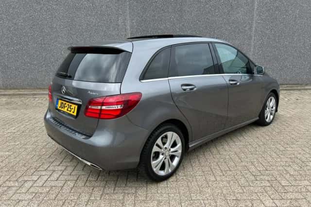 Mercedes-Benz B-Klasse (2017) thumbnail 3